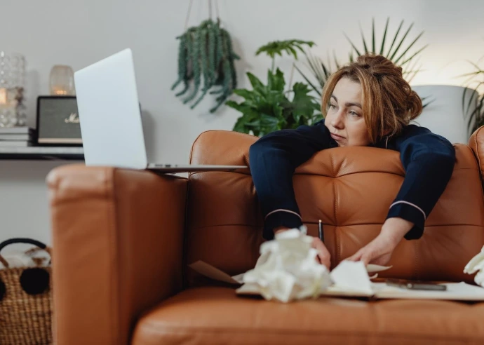 Espace apaisant favorisant une communication douce et alignée